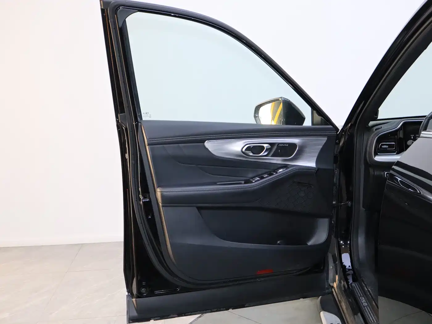 GAC Trumpchi Trumpchi GS8 2024 Navigator Series 2.0TGDI 2WD Luxury Smart Connect Edition фото 16