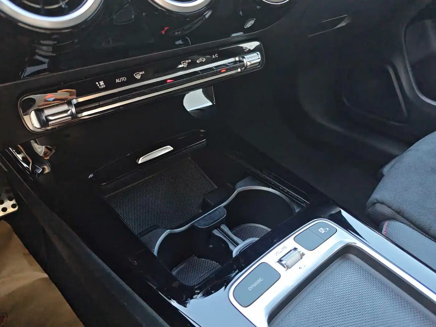 Mercedes-Benz CLA (Import) 2024 2024 CLA 200 Shooting Brake
