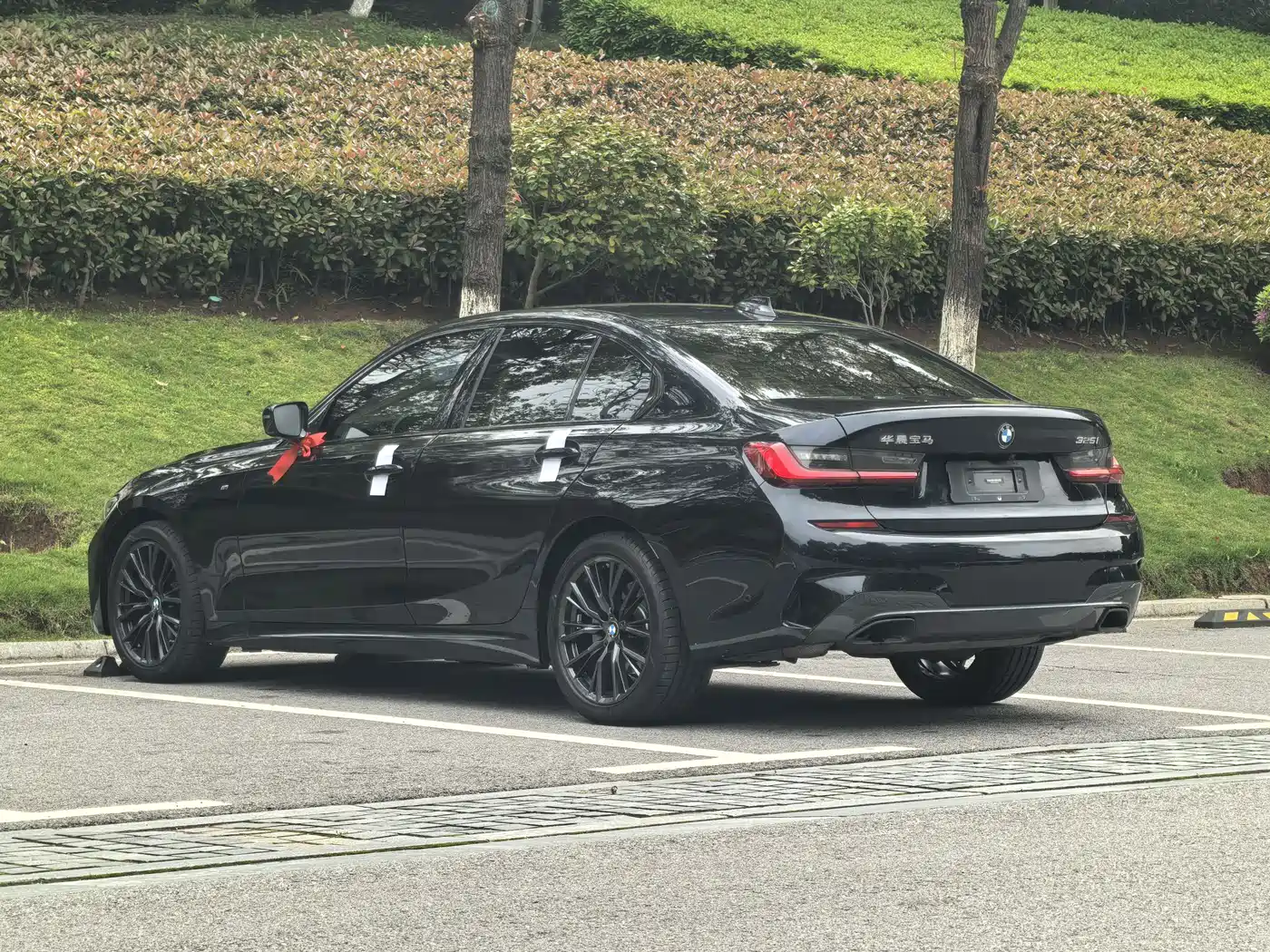 BMW 3 Series 2022 Facelift 325i M Sport Shadow Edition фото 13