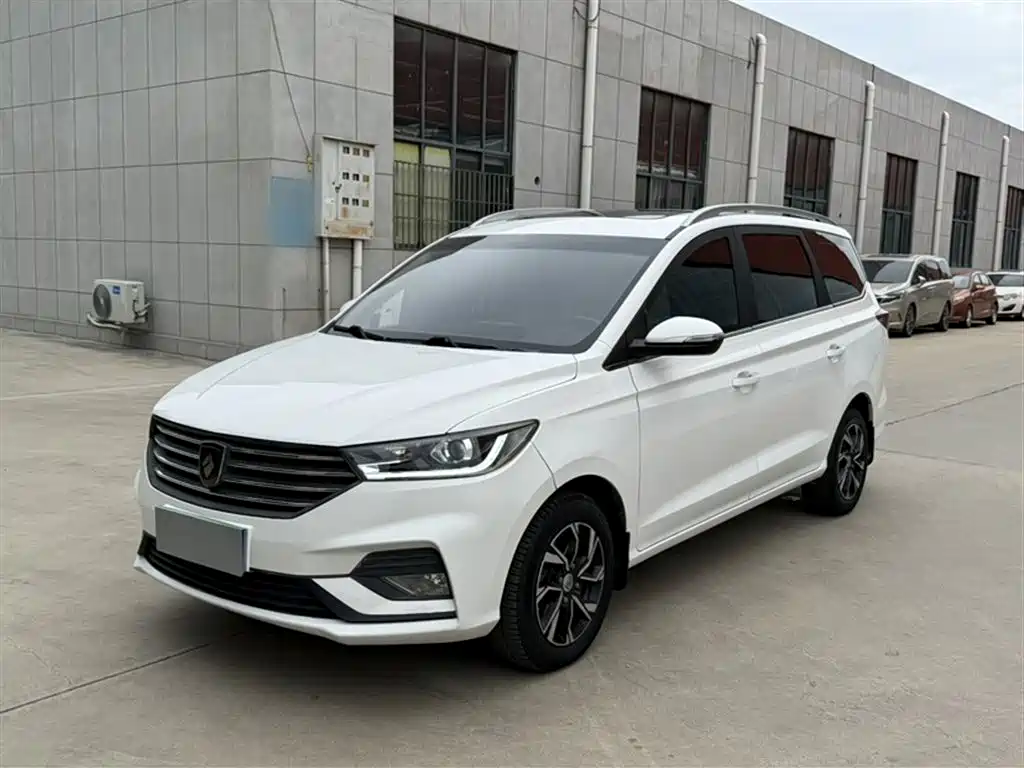 Baojun 360 2019 2018 1.5L Automatic Luxury (China V)