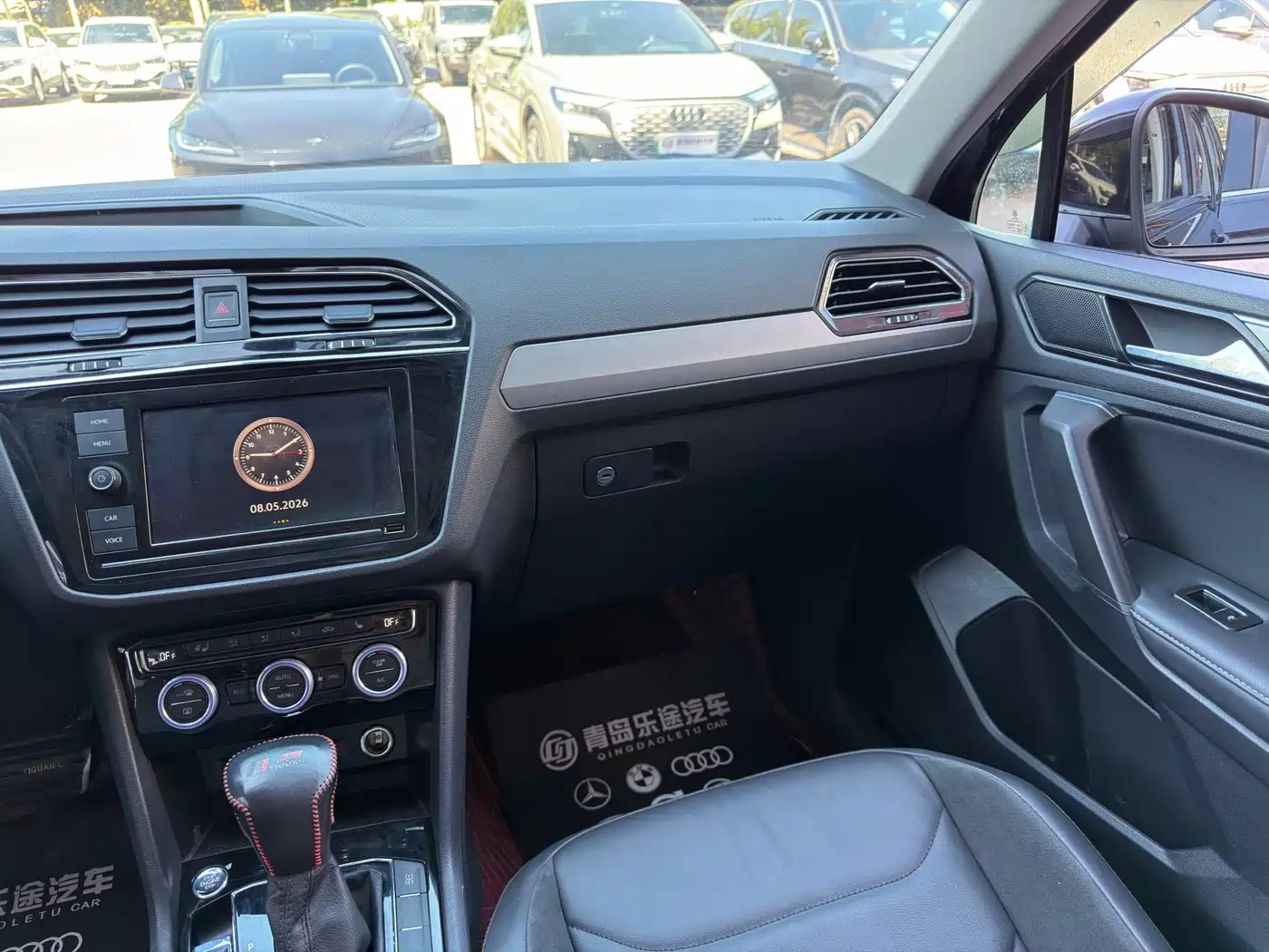 Volkswagen Tiguan L 2018 Facelift 330TSI Automatic 2WD Luxury Edition фото 12
