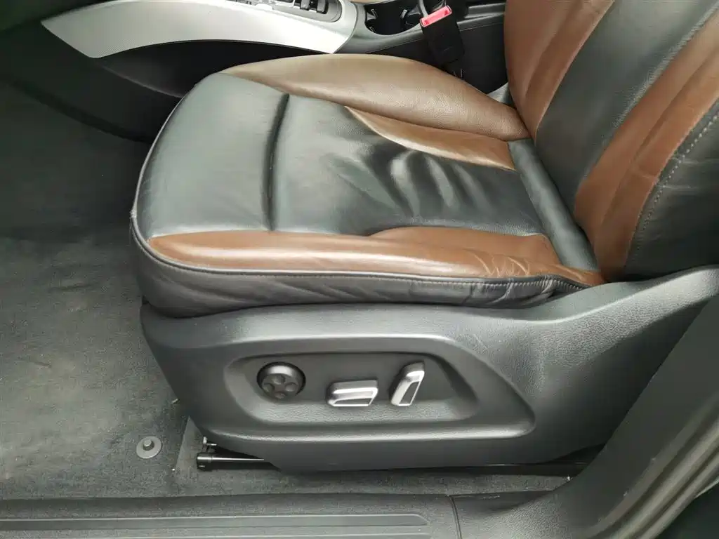Audi Q5 2018 Collector's Edition 40 TFSI Technology фото 20