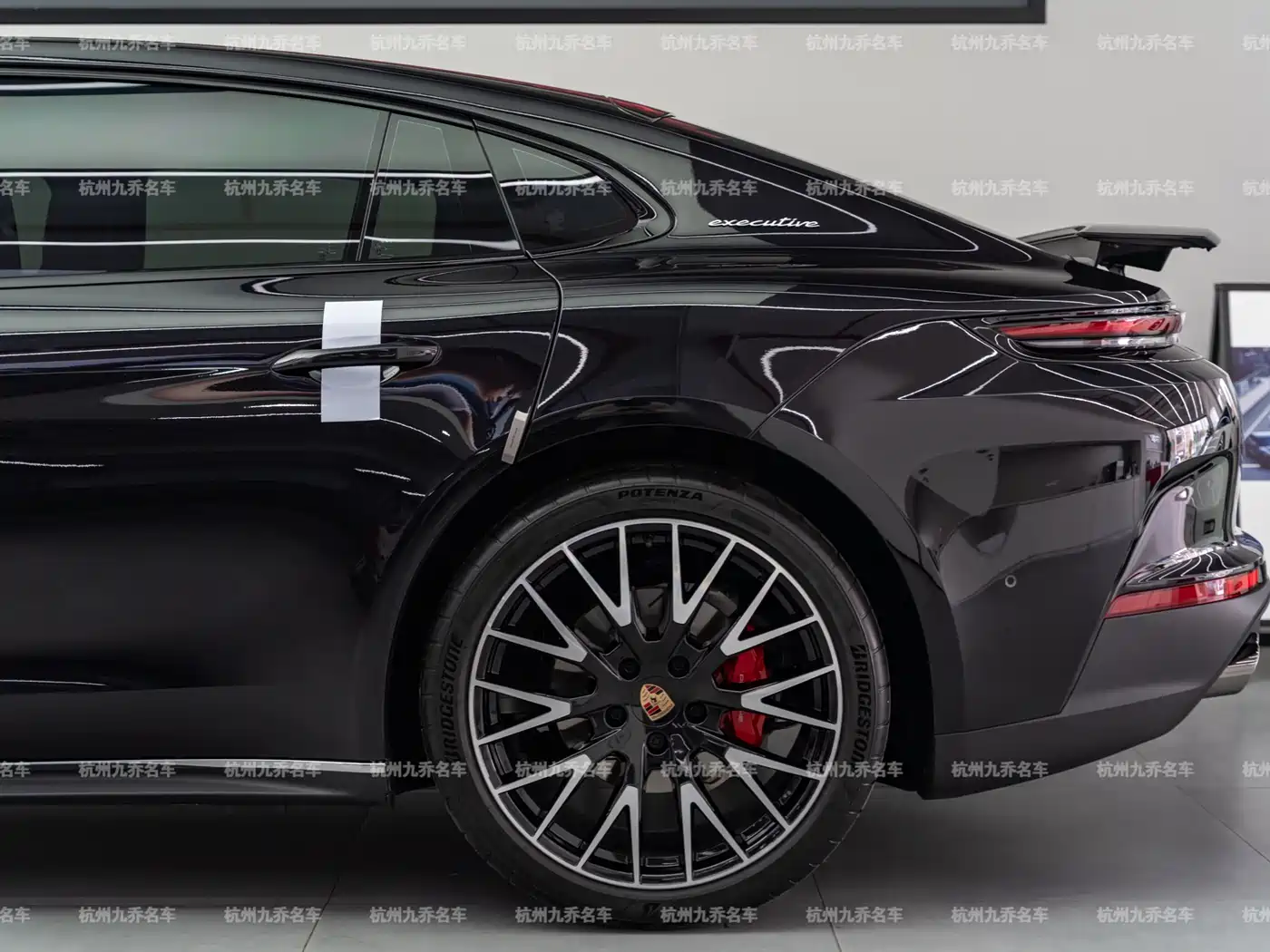 Porsche Panamera 2024 Panamera Executive Long Wheelbase 2.9T фото 10
