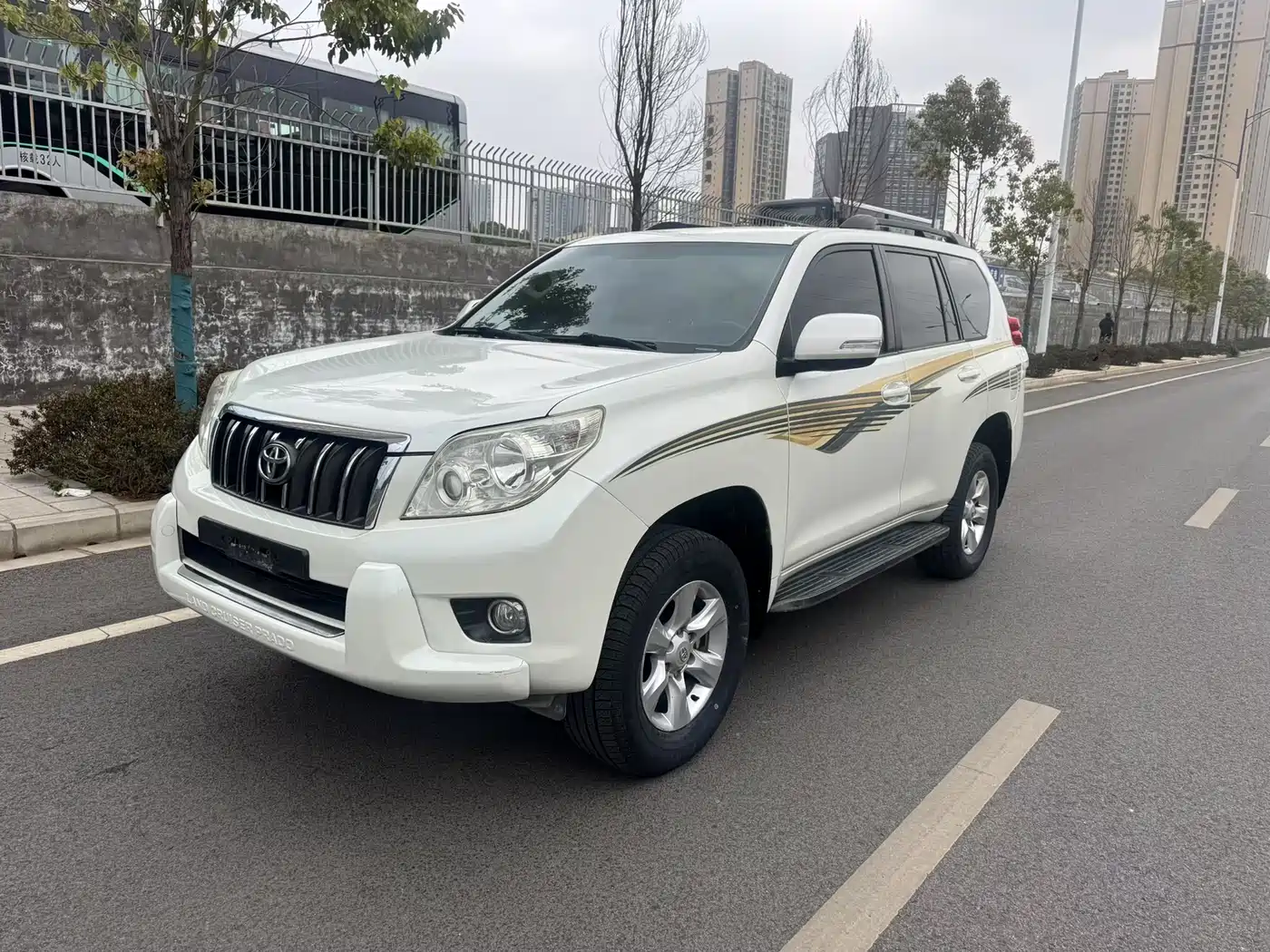 Toyota Prado (Import) 2010 2.7L Automatic Standard