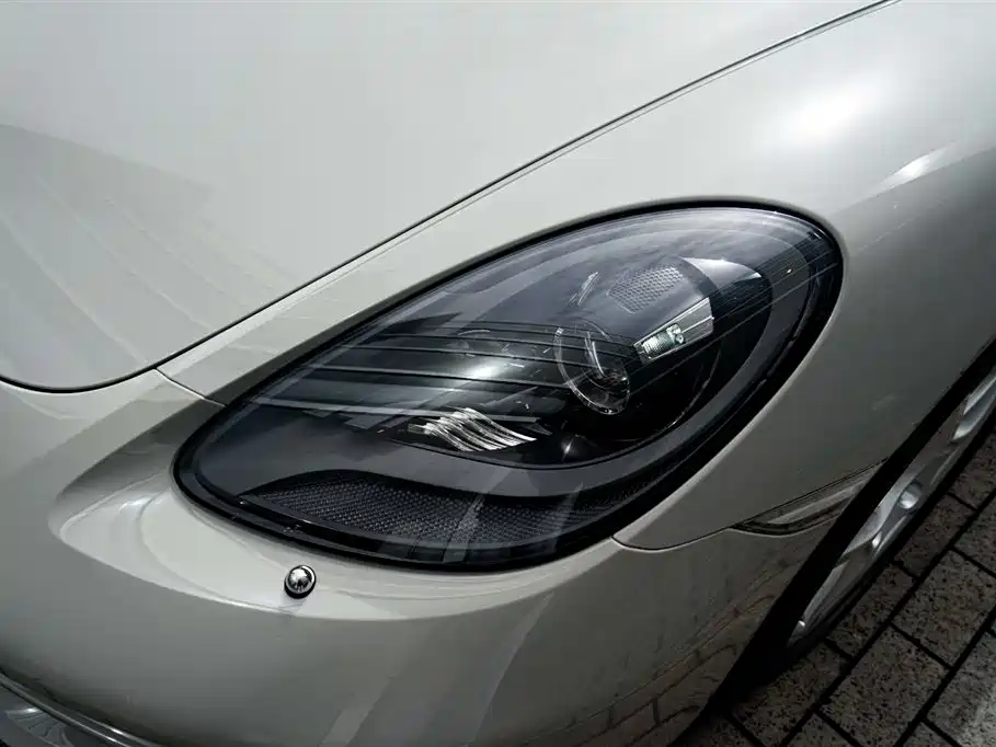 Porsche 718 2022 Boxster 2.0T фото 23