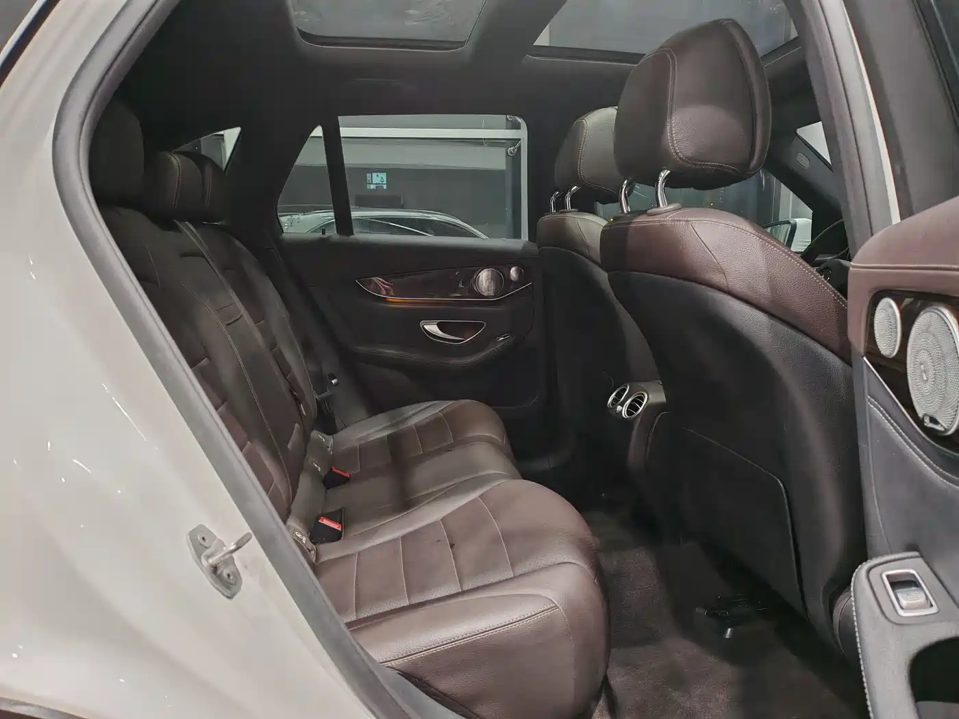 Mercedes-Benz GLC 2017 GLC 260 4MATIC Luxury фото 9