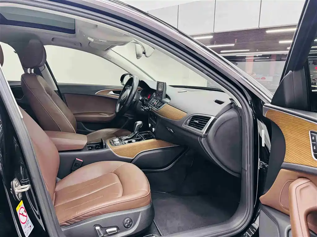 Audi A6L 2018 30th Anniversary 30 FSI Style фото 25