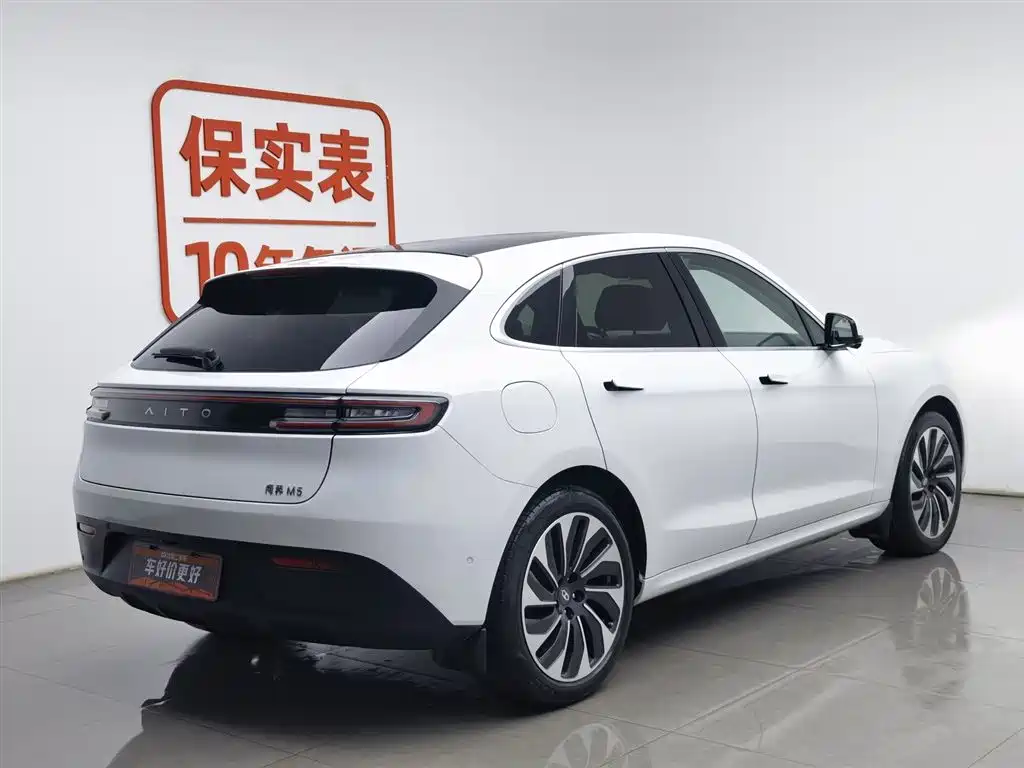 AITO Wenjie AITO M5 2022 Extended Range AWD Flagship фото 2