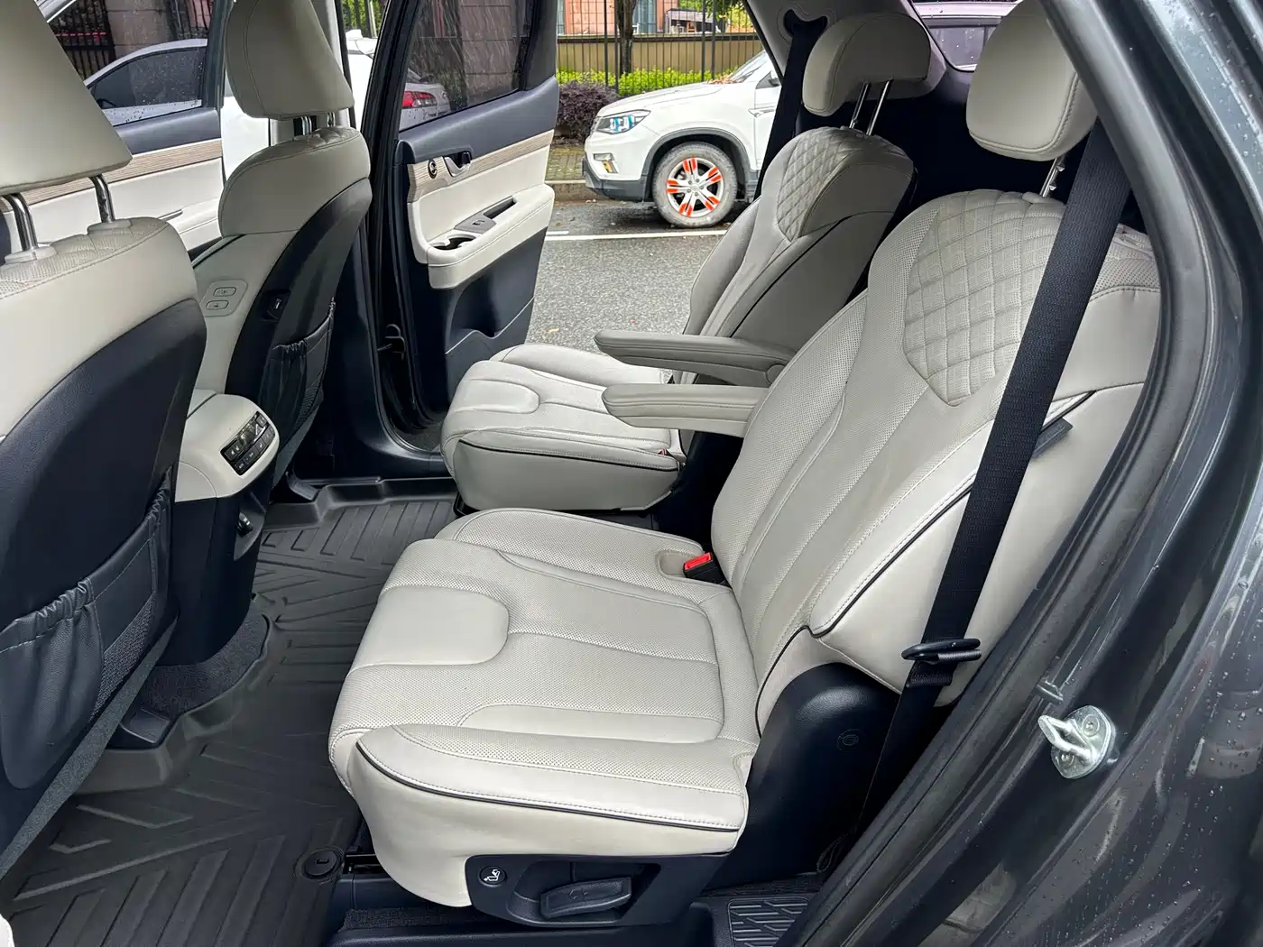 Hyundai Palisade 2021 3.5L Automatic 4WD GLS фото 9