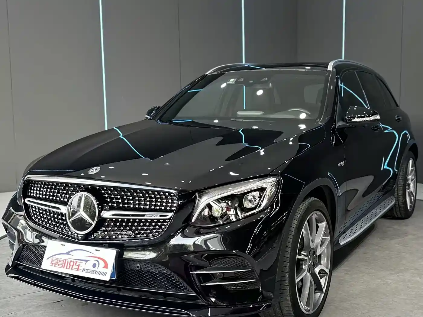 Mercedes-Benz GLC AMG
