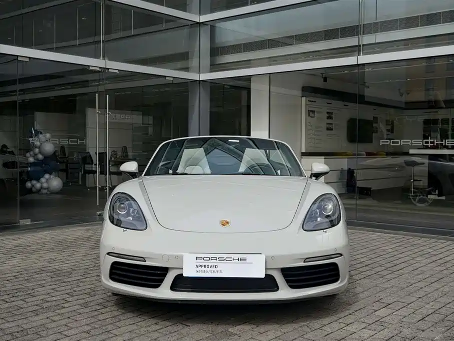 Porsche 718 2022 Boxster 2.0T фото 5