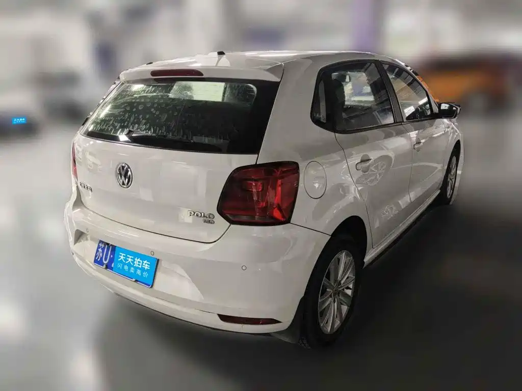 Volkswagen Polo 2015 2014 1.6L Automatic Comfort Edition