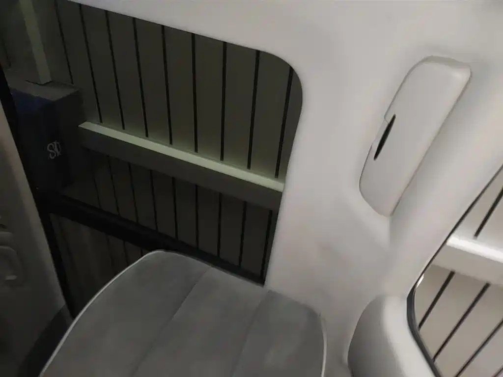 Hongqi HS5 2022 2.0T Smart Connect Flagship AWD Edition фото 18