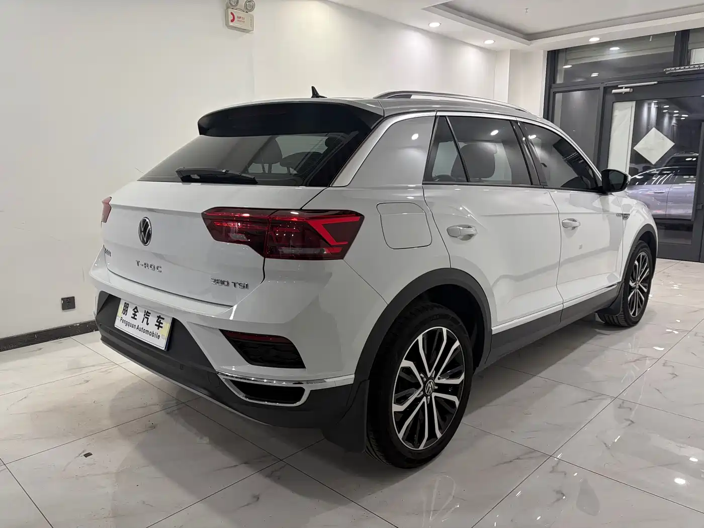 Volkswagen T-ROC 2022 280TSI DSG 2WD Comfort PLUS фото 18