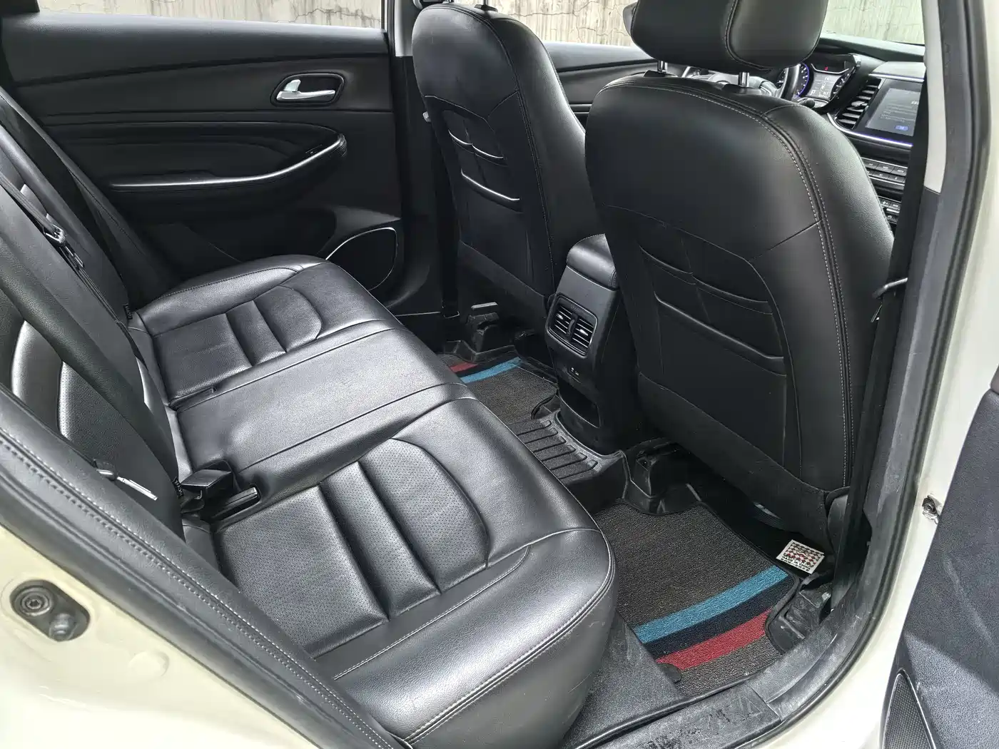 GAC Trumpchi Trumpchi GA4 2018 200T Automatic Exclusive фото 12