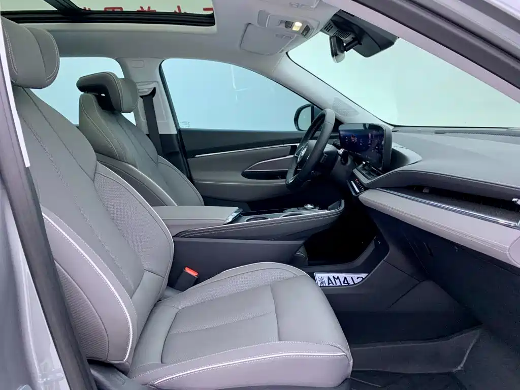 Buick E5 2024 2023 Premium Standard Range Edition