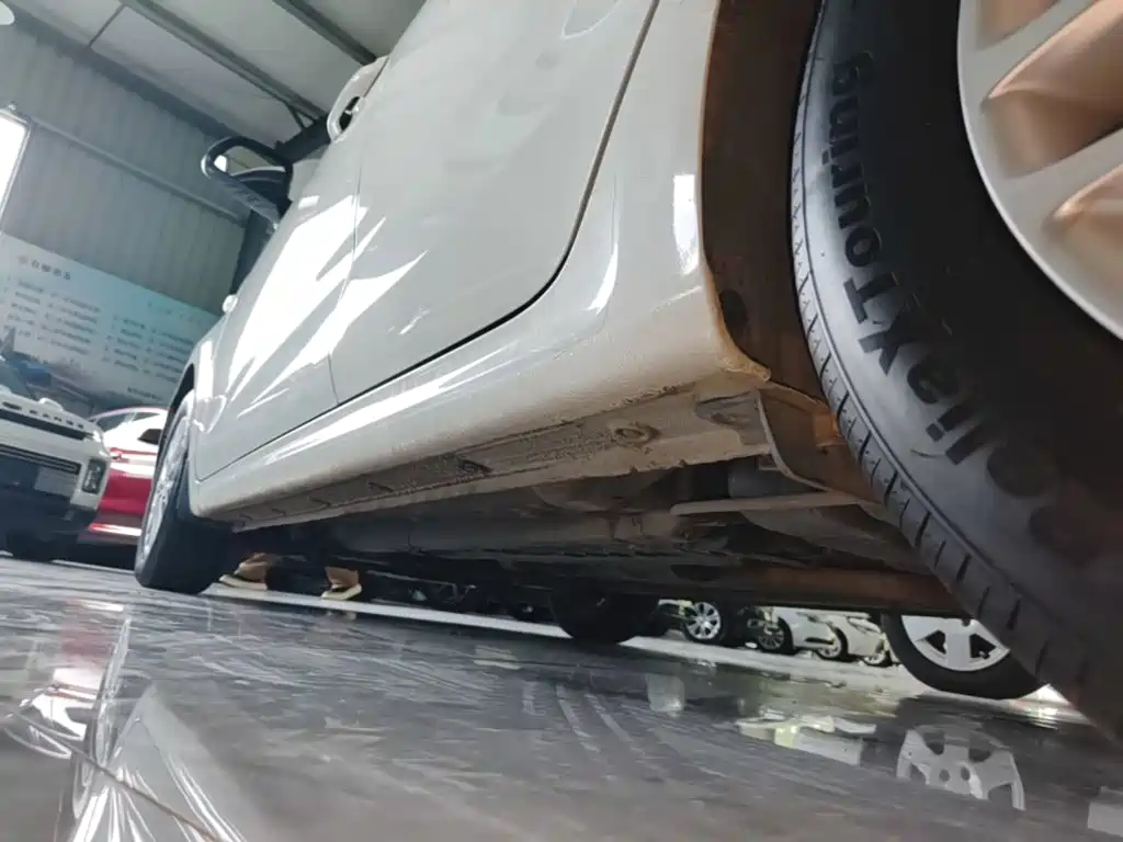 Kia K2 2017 2017 Sedan 1.4L AT GLS