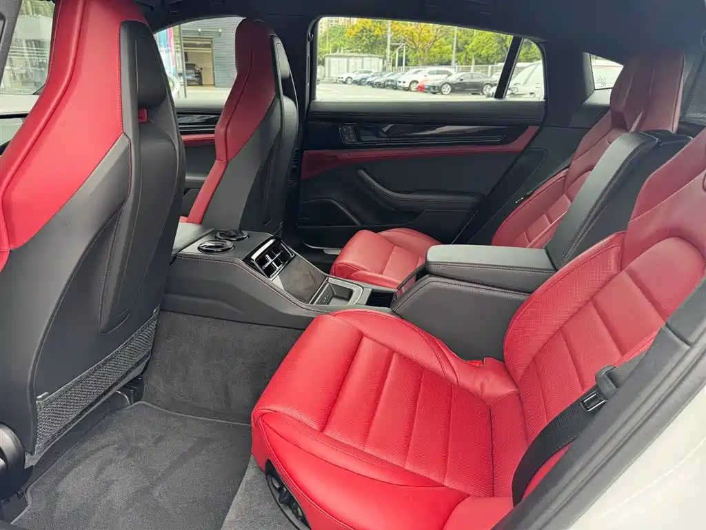 Porsche Panamera 2024 Panamera 4 Executive Long Wheelbase 2.9T фото 9