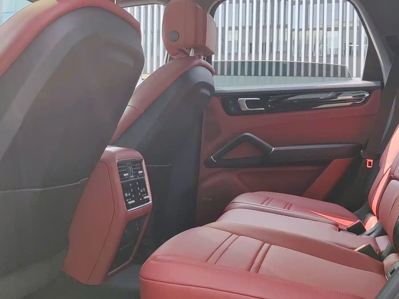 Porsche Cayenne New Energy 2021 Cayenne E-Hybrid 2.0T фото 15