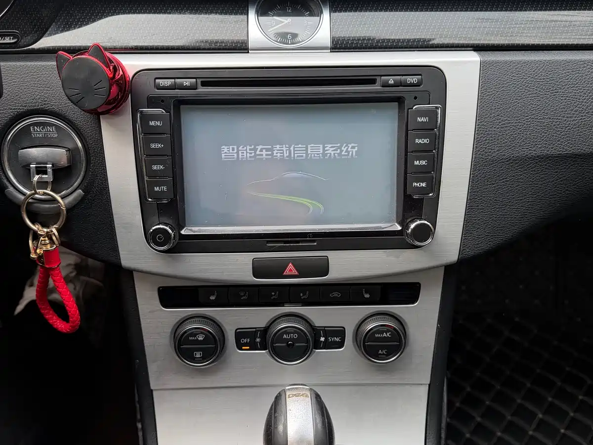 Volkswagen Magotan 2013 1.8TSI Luxury фото 22