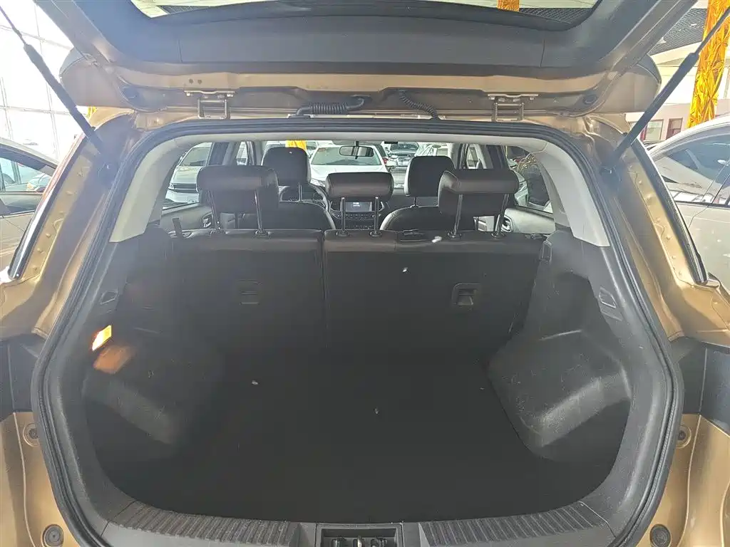 GAC Trumpchi Trumpchi GS4 2015 200T G-DCT Luxury Edition фото 19