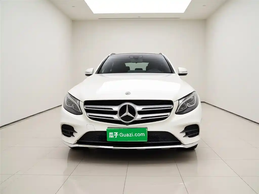Mercedes-Benz GLC 2017 GLC 260 4MATIC Luxury фото 2