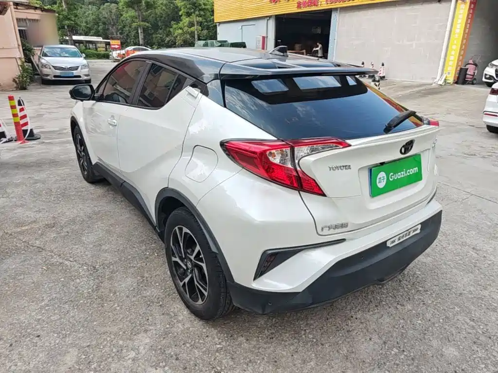 Toyota C-HR 2020 2020 Model 2.0L Comfort