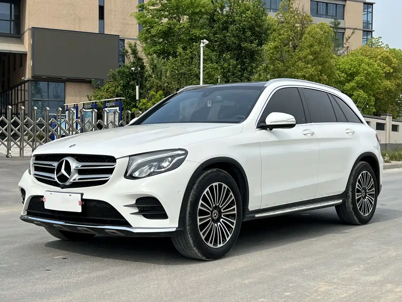 Mercedes-Benz GLC 2018 GLC 260 4MATIC Dynamic