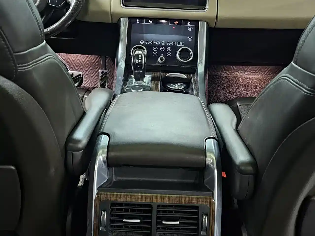 Land Rover Range Rover Sport PHEV 2019 2018 Model P400e