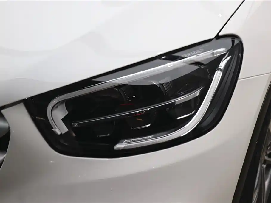 Mercedes-Benz GLC 2021 GLC 260 L 4MATIC Sporty фото 28