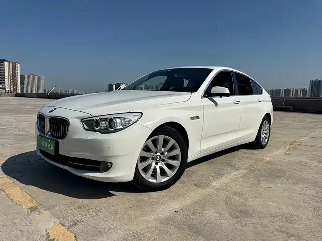  BMW BMW 5 Series GT 2013 535i Leadership