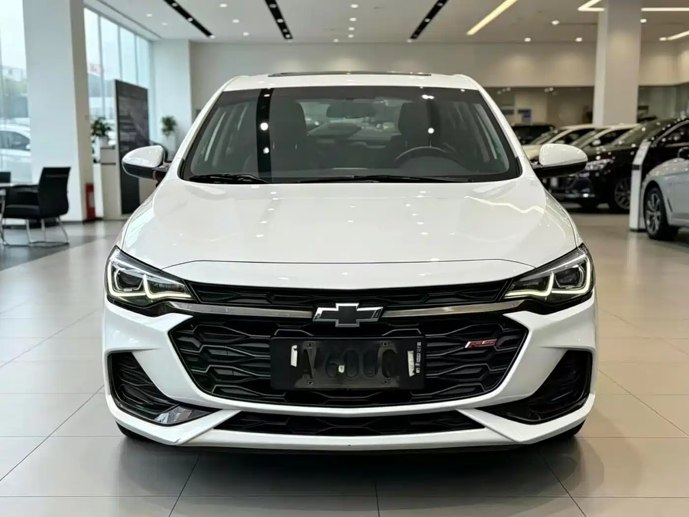 Chevrolet Monza 2019 RS 330T Auto Smooth Edition China VI