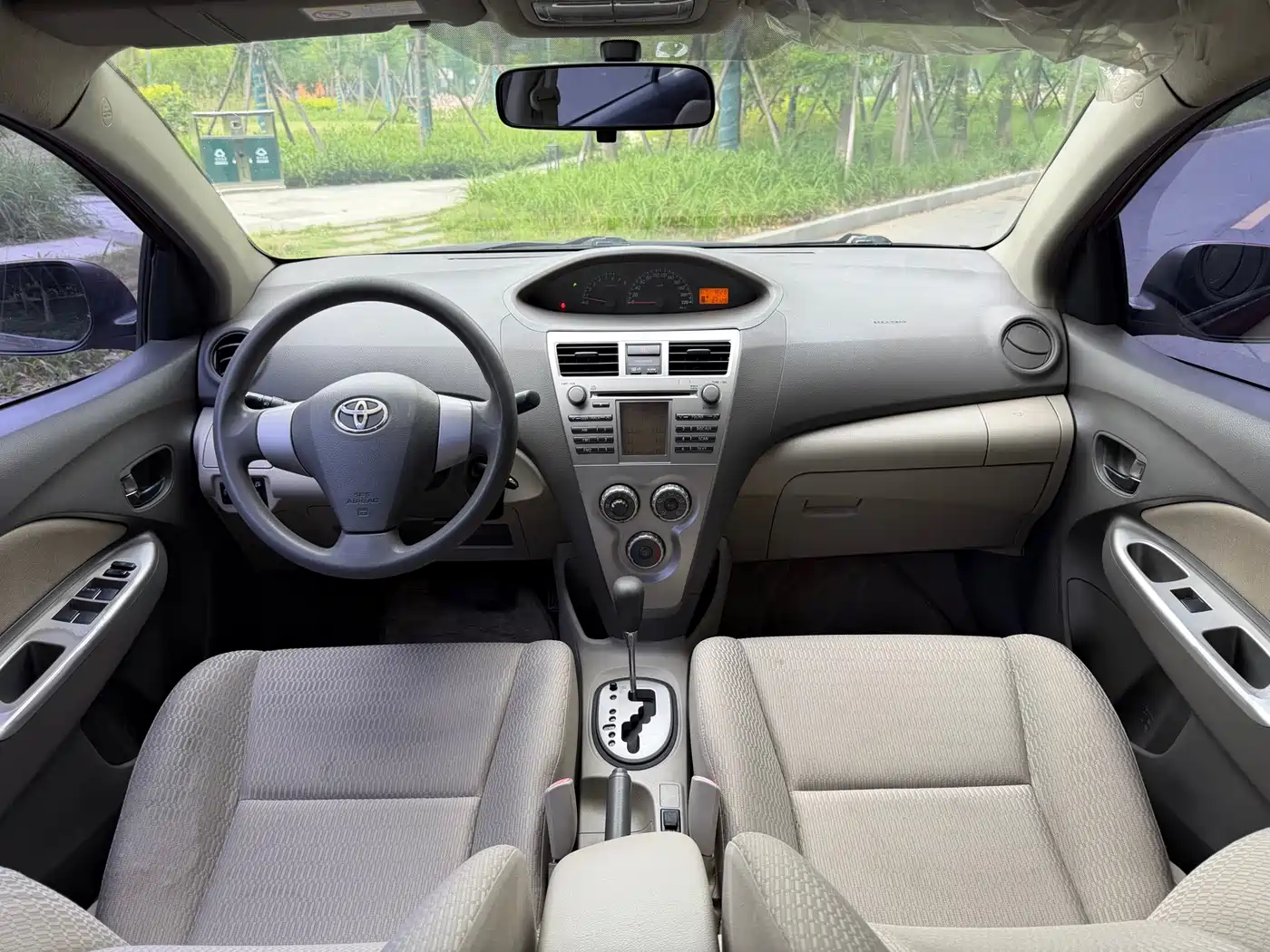 Toyota Vios 2010 Model 1.6L GL-i AT фото 20