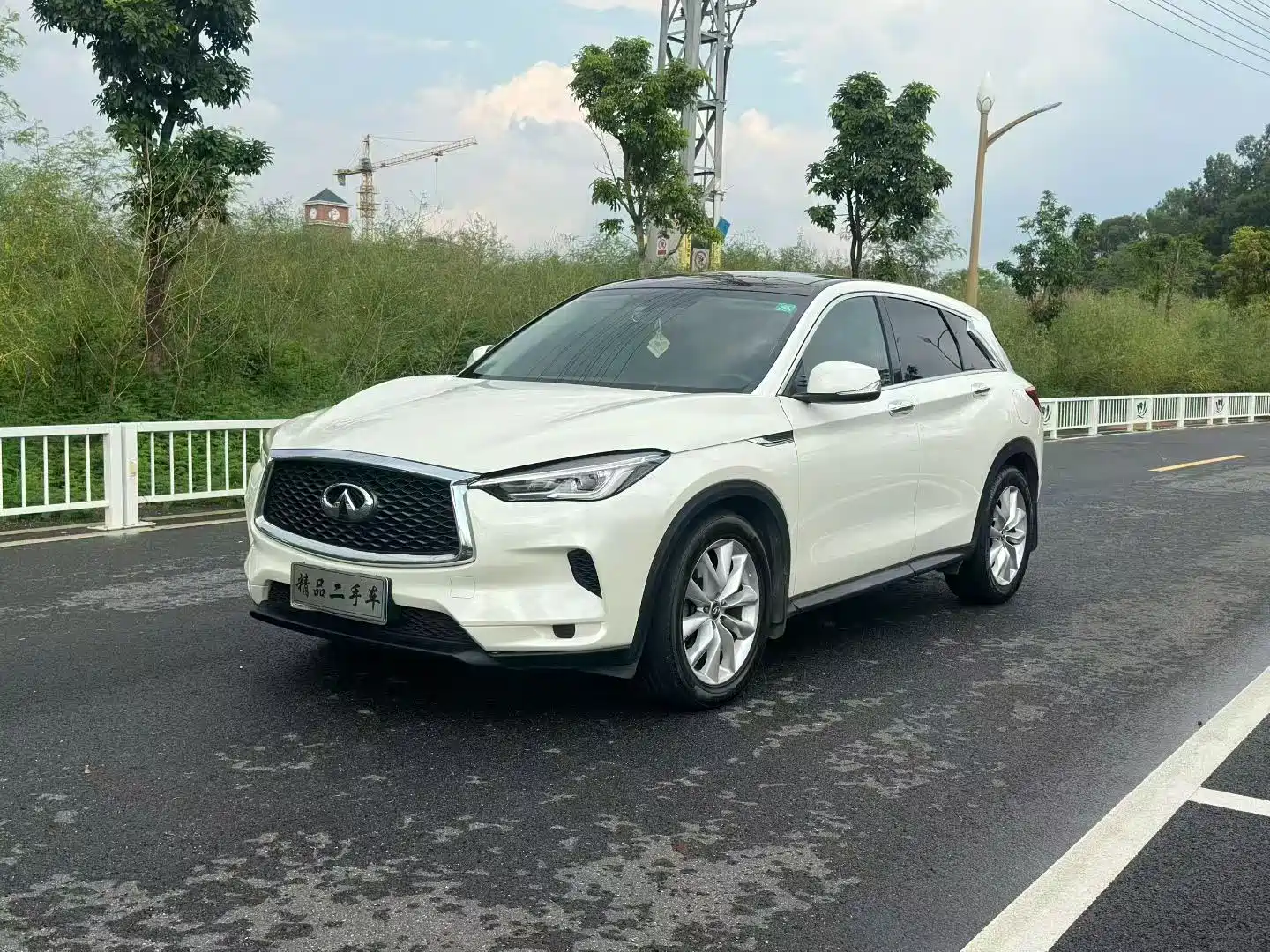 Photo 1 - Infiniti QX50