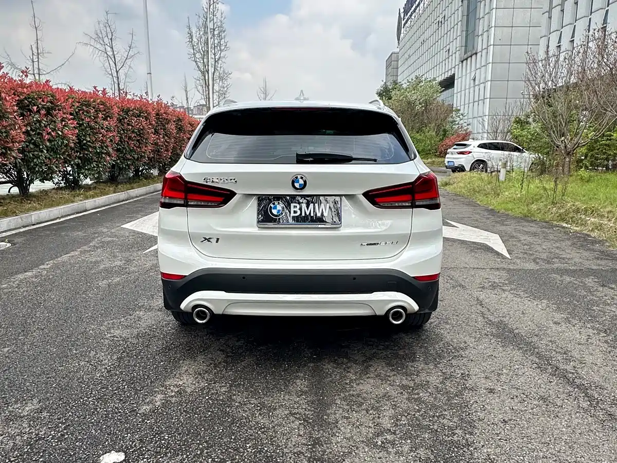 BMW X1 2020 sDrive25Li Leading Model фото 7