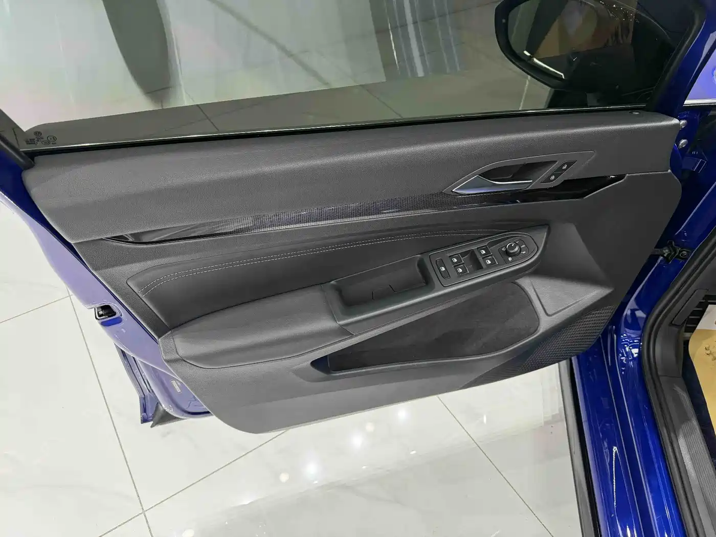 Volkswagen Golf 2021 280TSI DSG R-Line фото 13