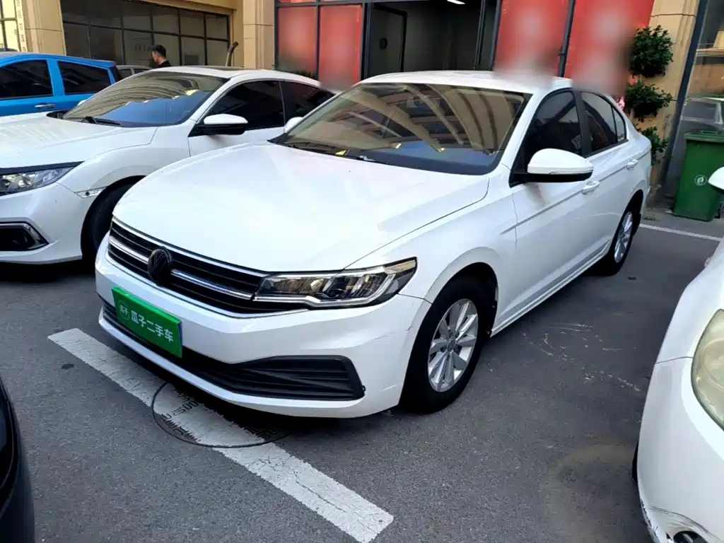 Фото 1 - Volkswagen Bora