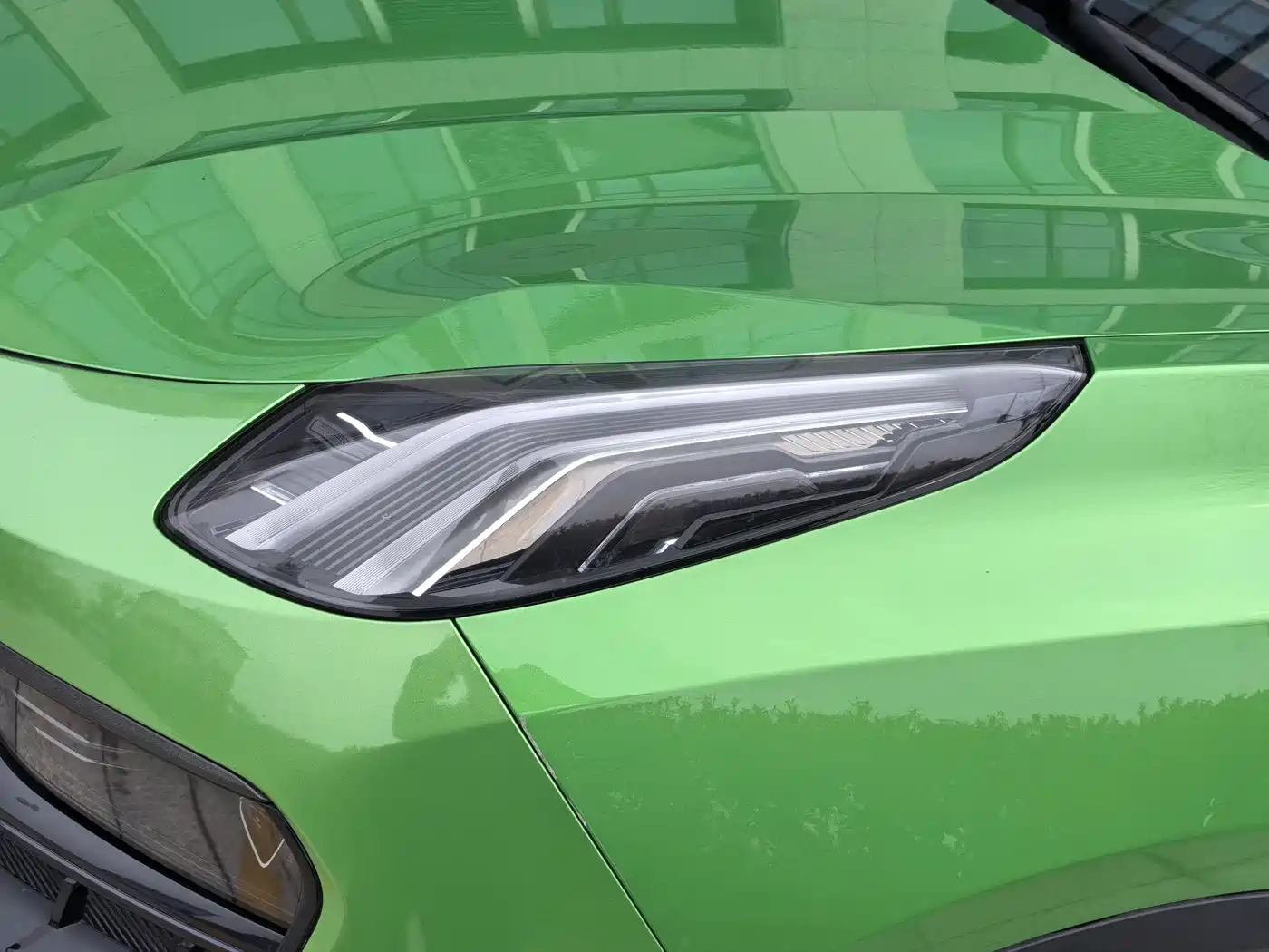 Lynk & Co 05 2022 Model 05+ 2.0TD Automatic Performance Package фото 5