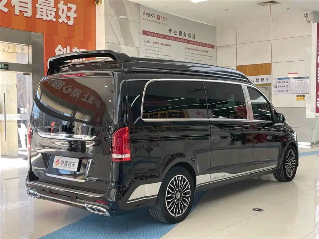 MERCEDES-BENZ V CLASS