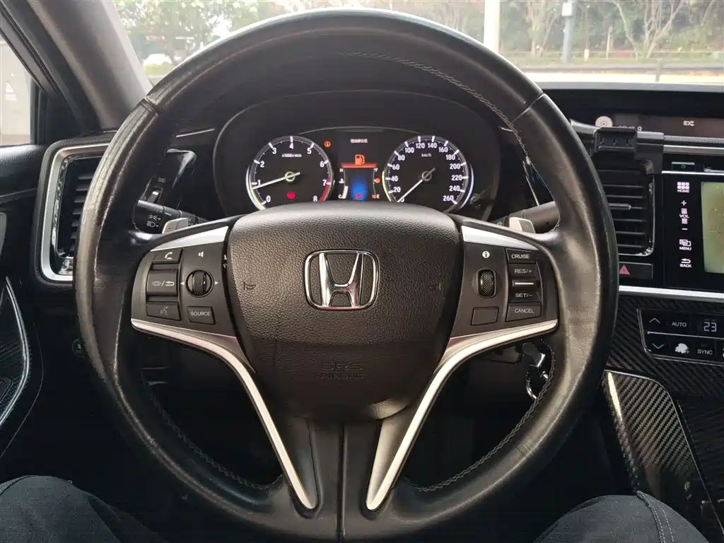 Honda Spirior 2015 2015 2.0L Premium Edition