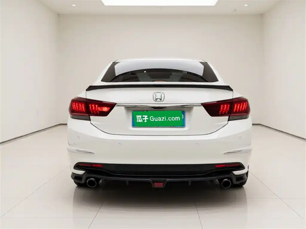 Honda Spirior 2015 2015 2.0L Premium Edition