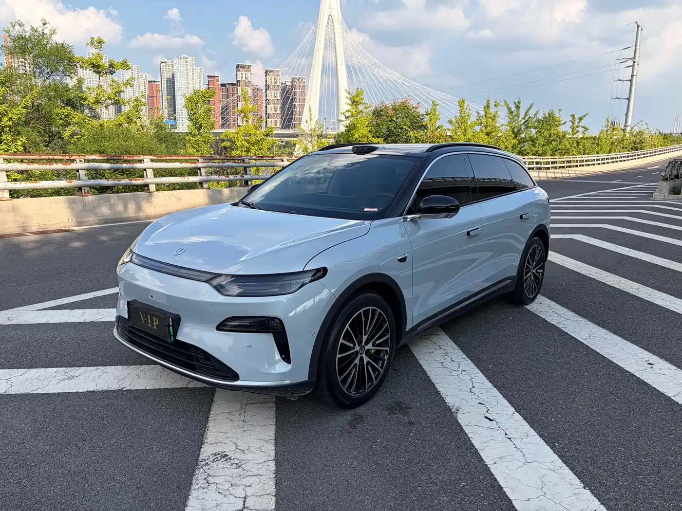 Leapmotor C11