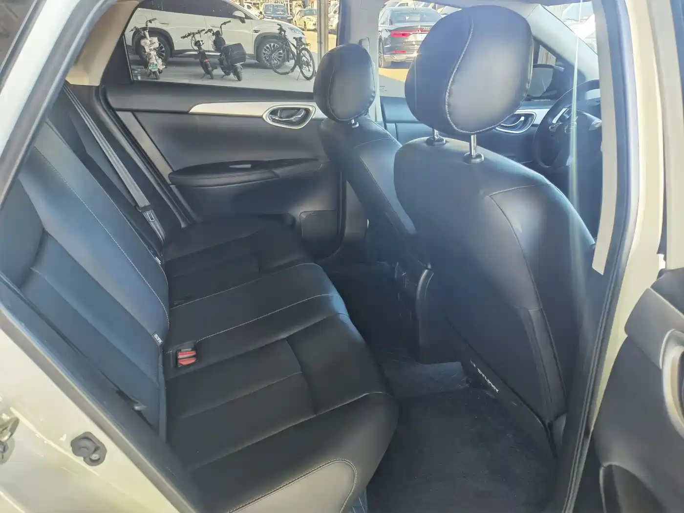 Nissan SYLPHY, миниатюра 9