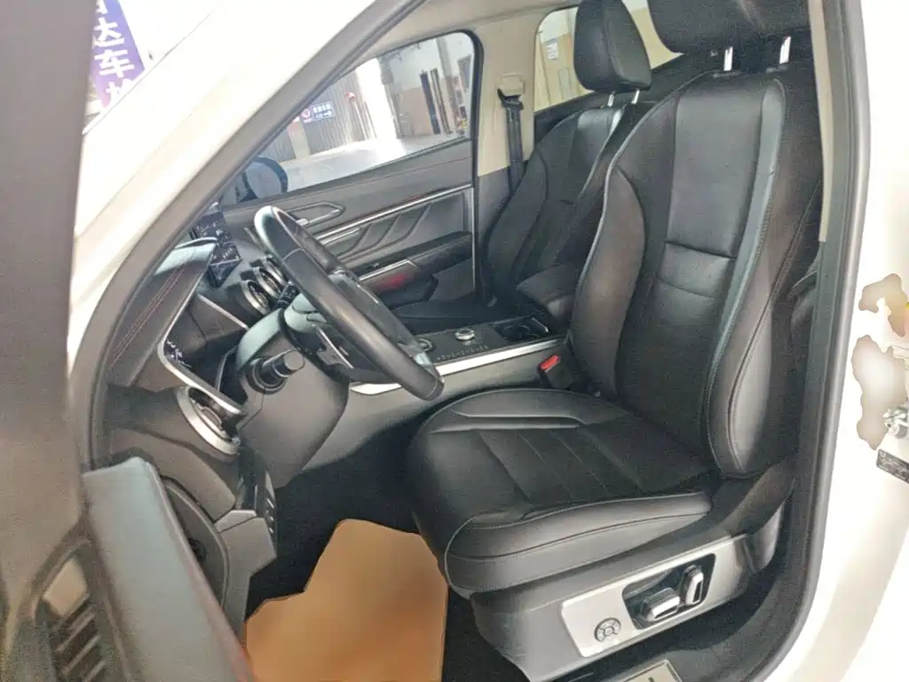 WEY VV5 2017 2017 2.0T Super Luxury Model