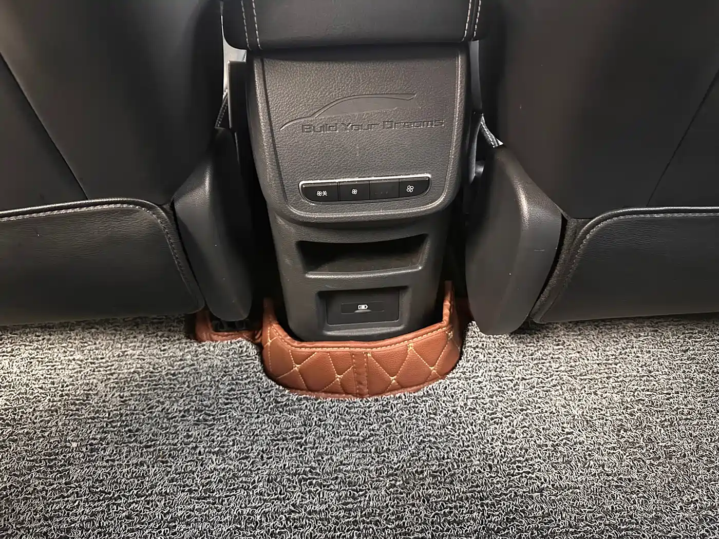 BYD Song MAX 2017 1.5T Auto Smart Elite 7-Seater фото 14