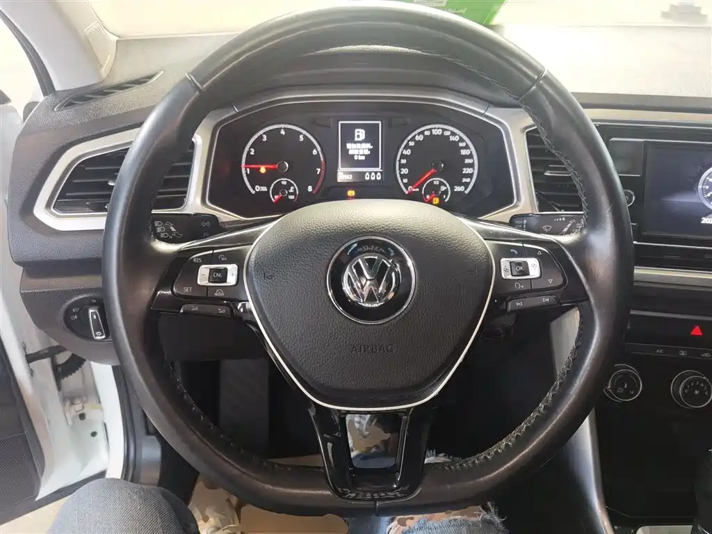Volkswagen T-ROC 2019 230TSI DSG 2WD Progressive Version China VI фото 7