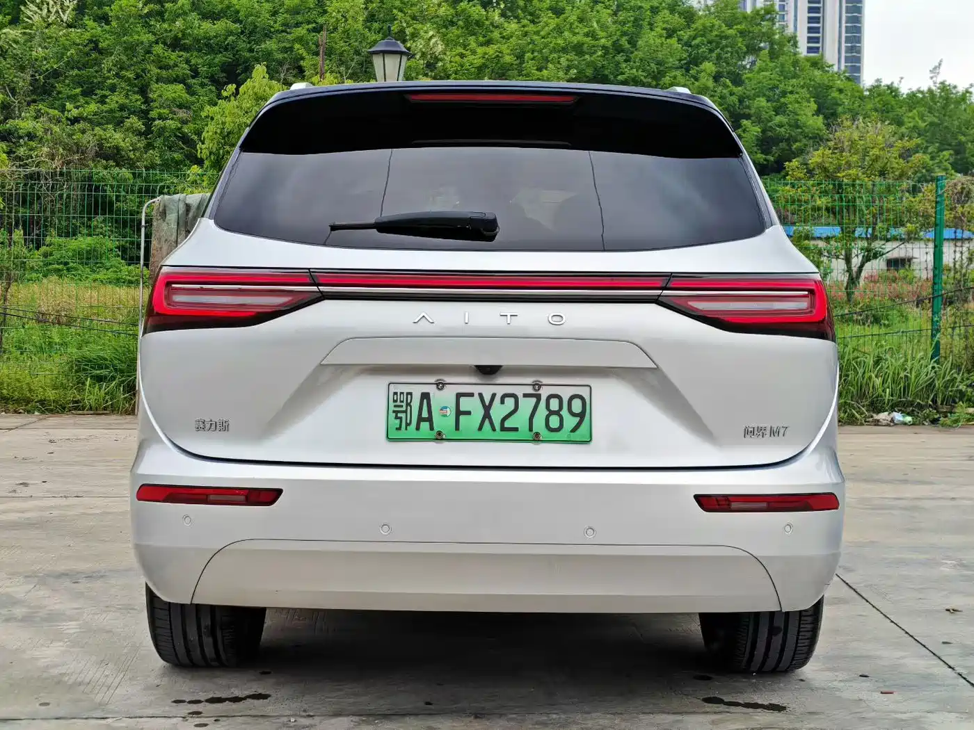AITO Wenjie AITO M7 2024 1.5T AWD Plus 5-Seater фото 8