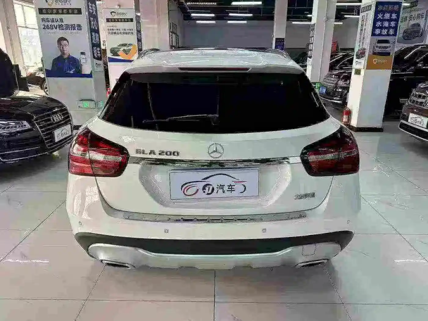 Mercedes-Benz GLA 2018 GLA 200 Dynamic фото 4