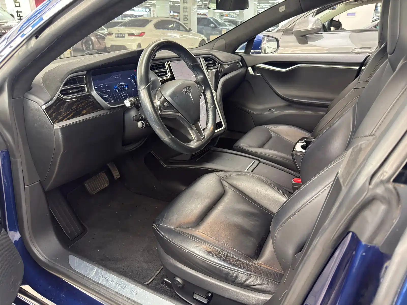 Photo 8 - Tesla Model S