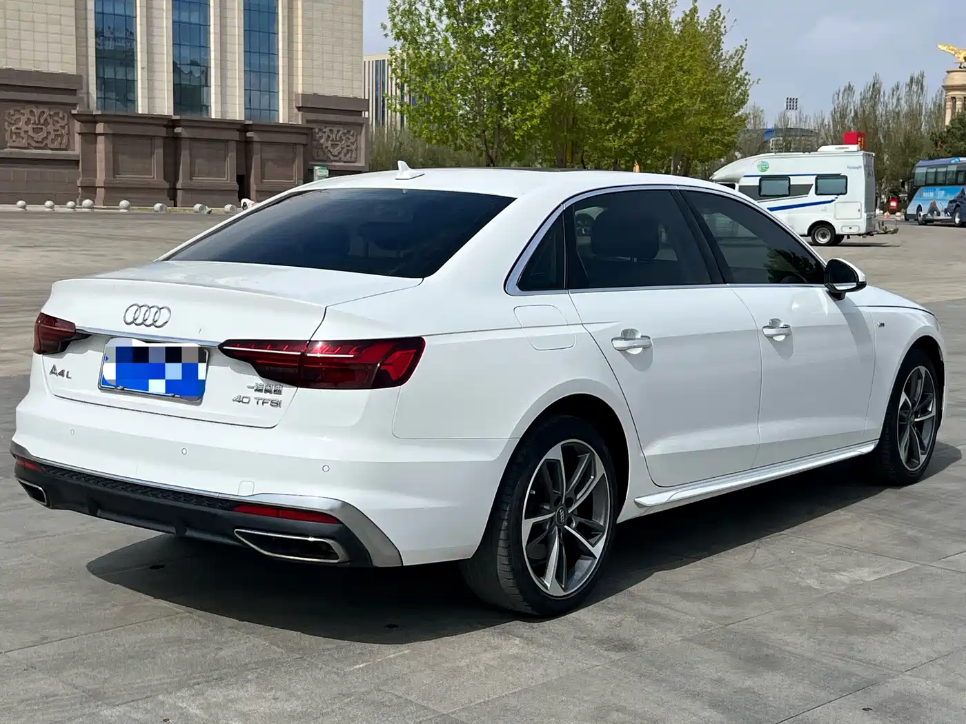 Audi A4L 2020 40 TFSI Fashion Dynamic Edition фото 7